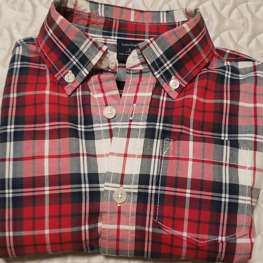 🔶️5 for $30🔶️ babyGap | Plaid button down shirt - Picture 3 of 4